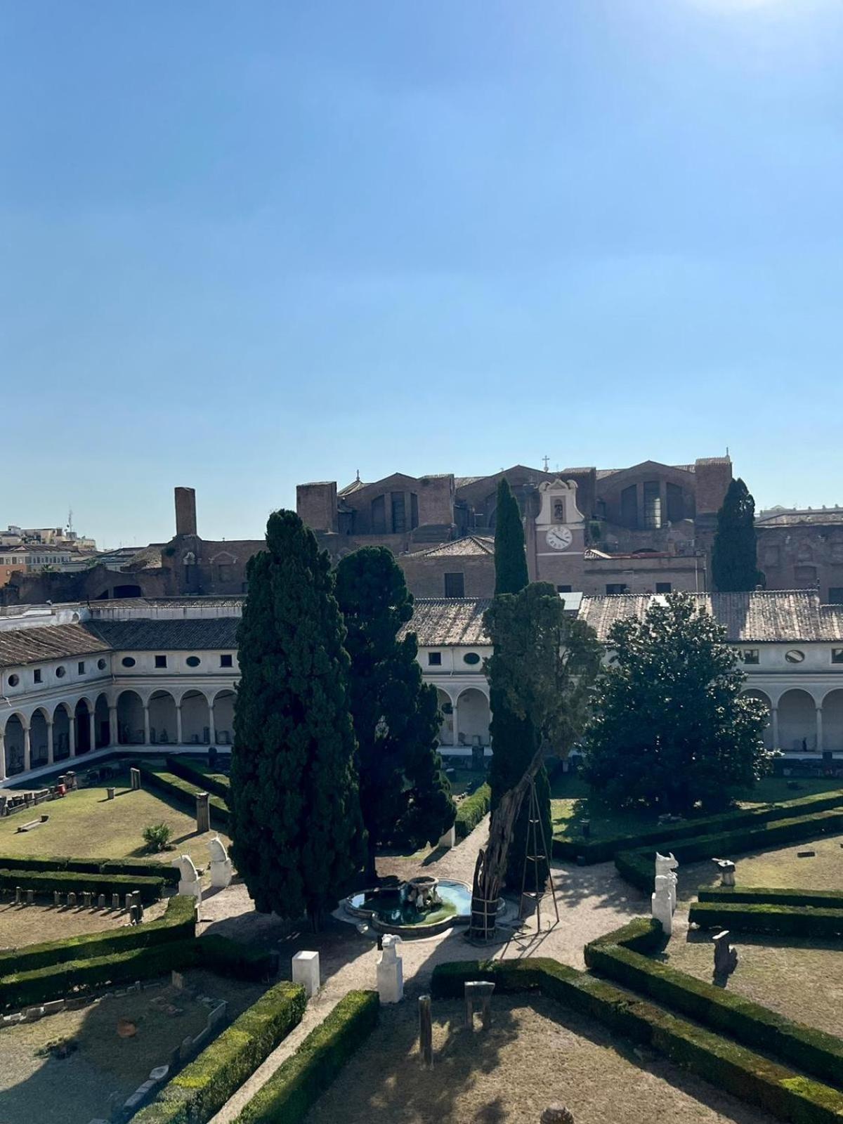 Camera X2 Con Magnifica Vista Sul Chiostro Di Michelangelo E Le Terme Di Diocleziano Roma Ngoại thất bức ảnh