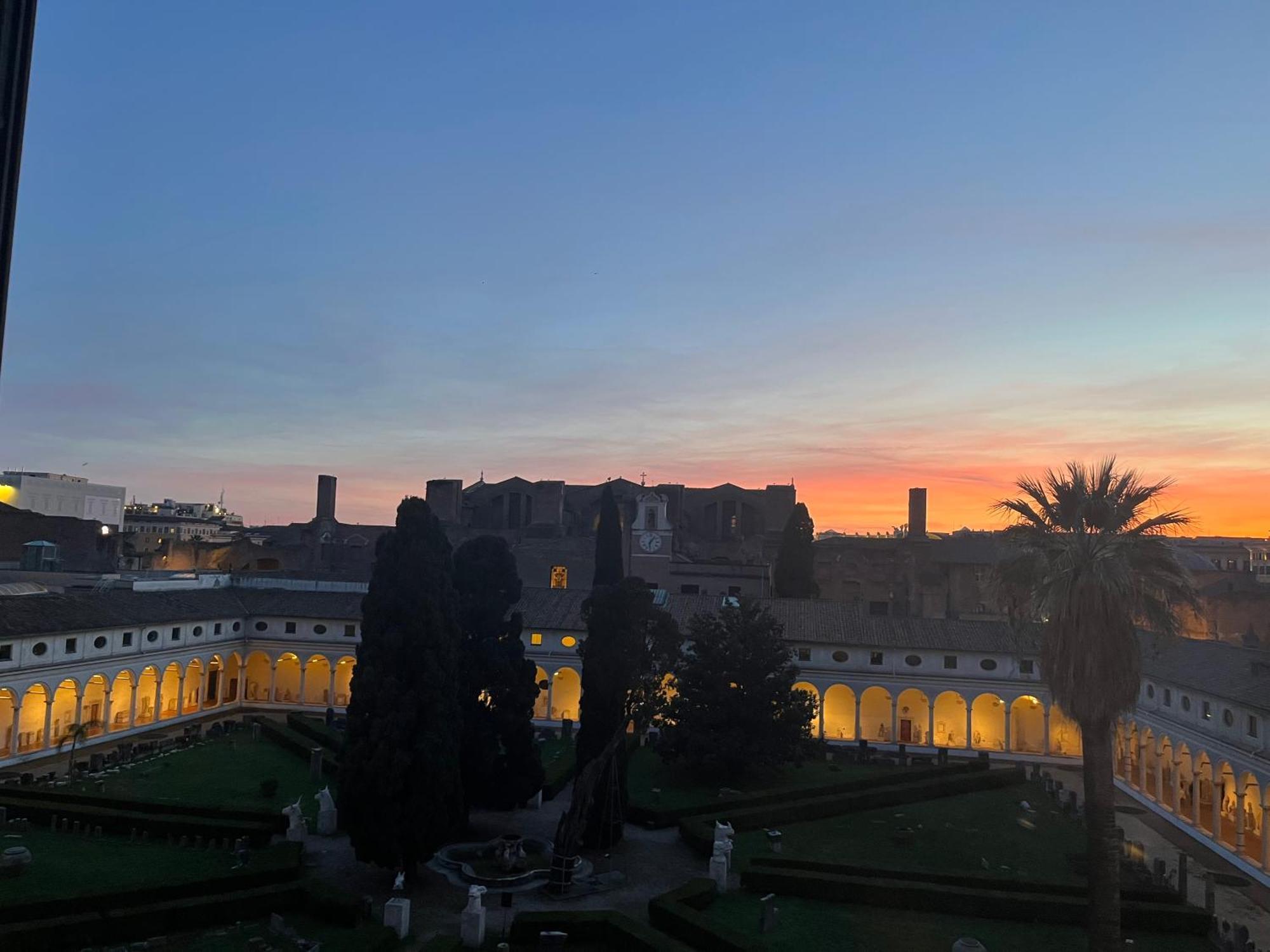 Camera X2 Con Magnifica Vista Sul Chiostro Di Michelangelo E Le Terme Di Diocleziano Roma Ngoại thất bức ảnh